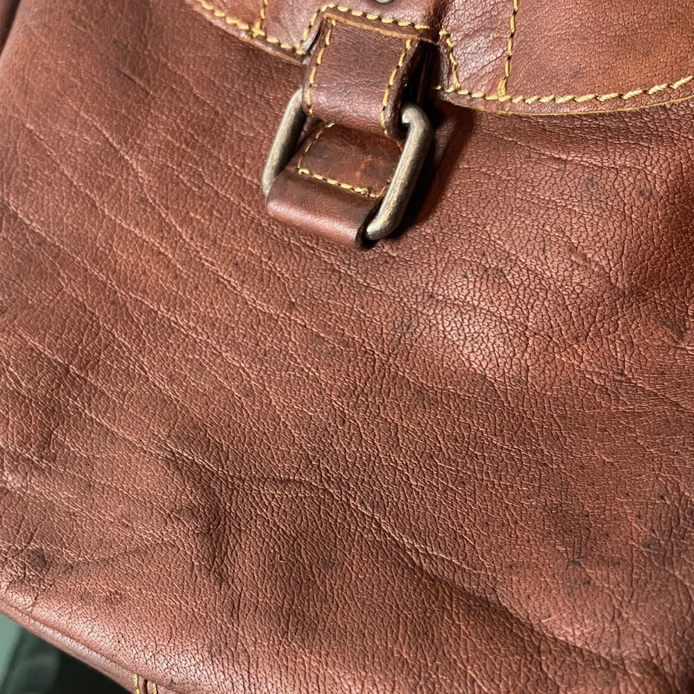 Jack Georges Brown Genuine Leather Voyager Horseshoe Crossbody Bag - Picture 7 of 14